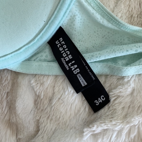 Light blue front hook racer back bra - Picture 6 of 7